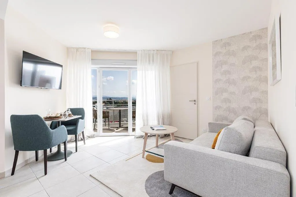 Marina Bay Hotel Villeneuve-Loubet Resort