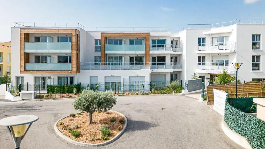 Marina Bay Hotel Villeneuve-Loubet