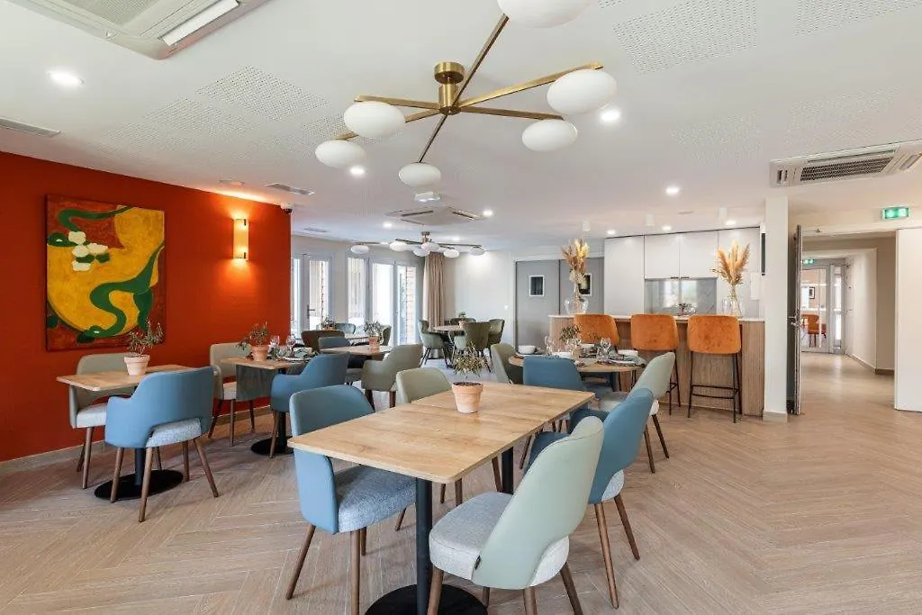 Marina Bay Hotel Villeneuve-Loubet Resort