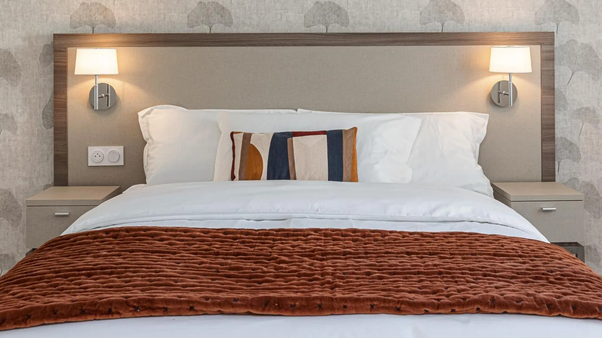 Marina Bay Hotel Villeneuve-Loubet 0*,  France